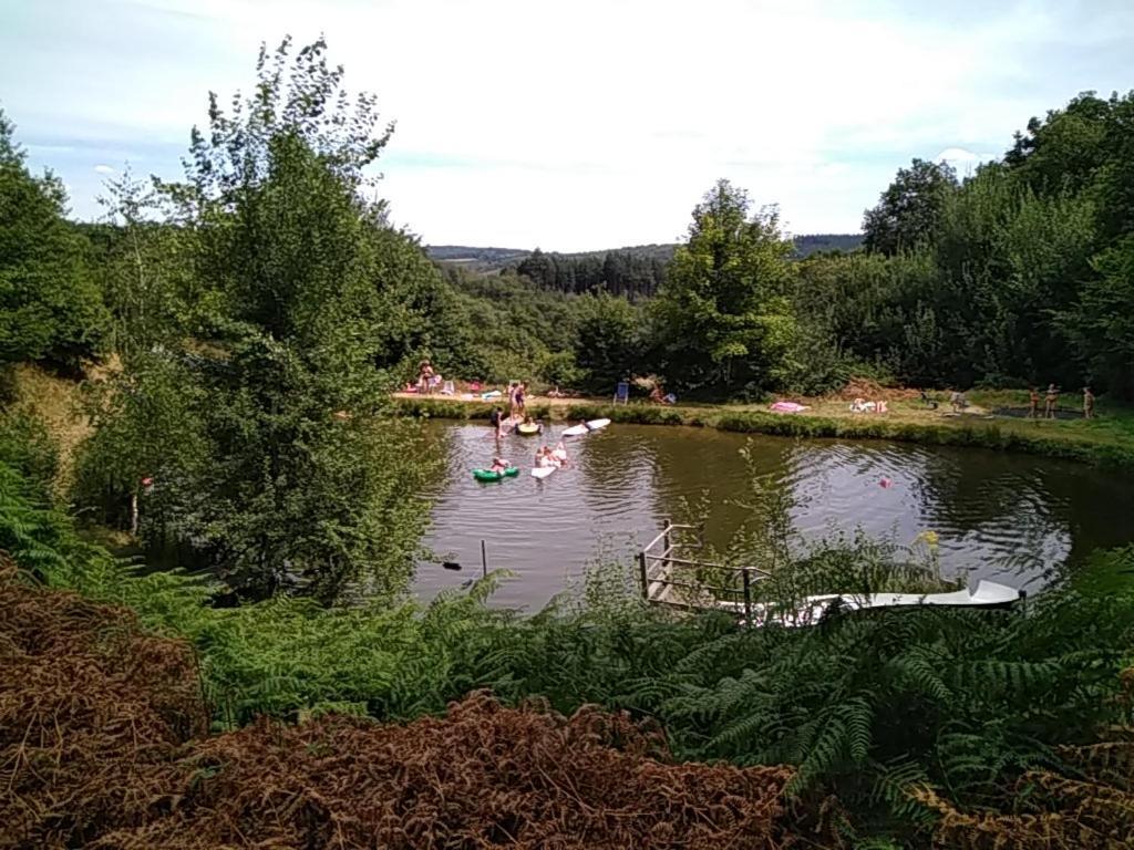 Camping La Foret Du Morvan Larochemillay Экстерьер фото