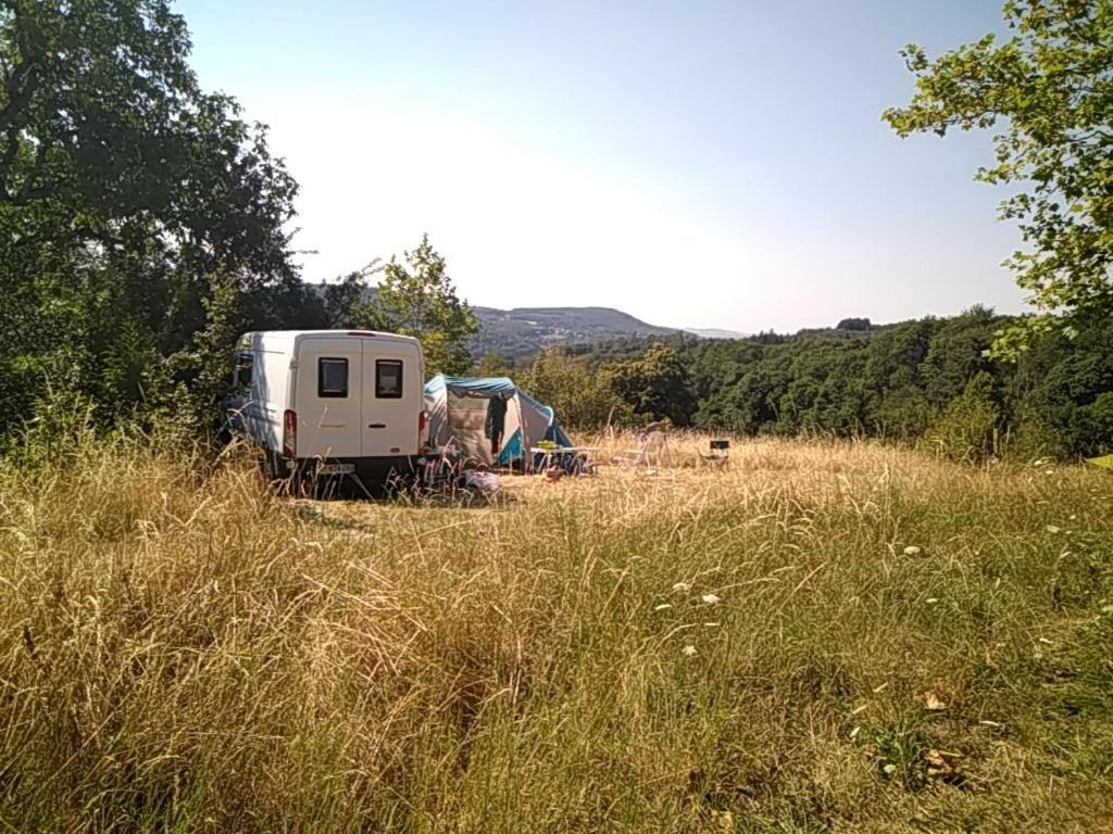 Camping La Foret Du Morvan Larochemillay Экстерьер фото